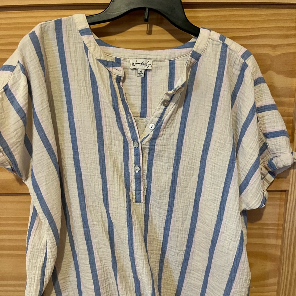 Wonderly top